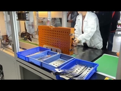 リチウム電池8軸双面点溶接機